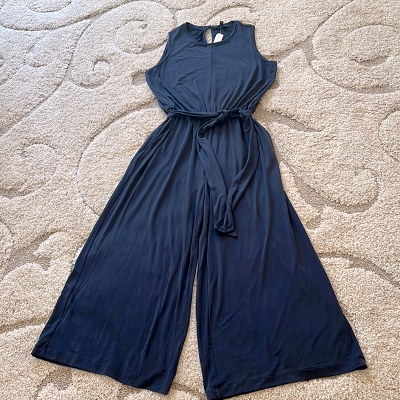 Banana Republic Pants - Banana Republic Cropped Wide Leg Jumpsuit